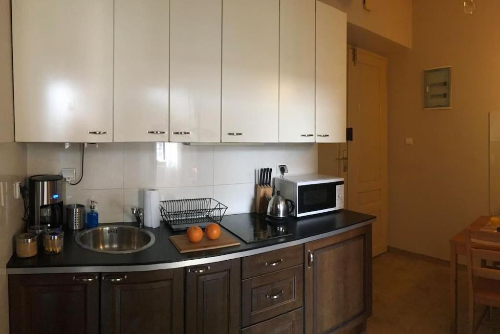 Dominican Square By Hashtag Apartments Красков Екстериор снимка