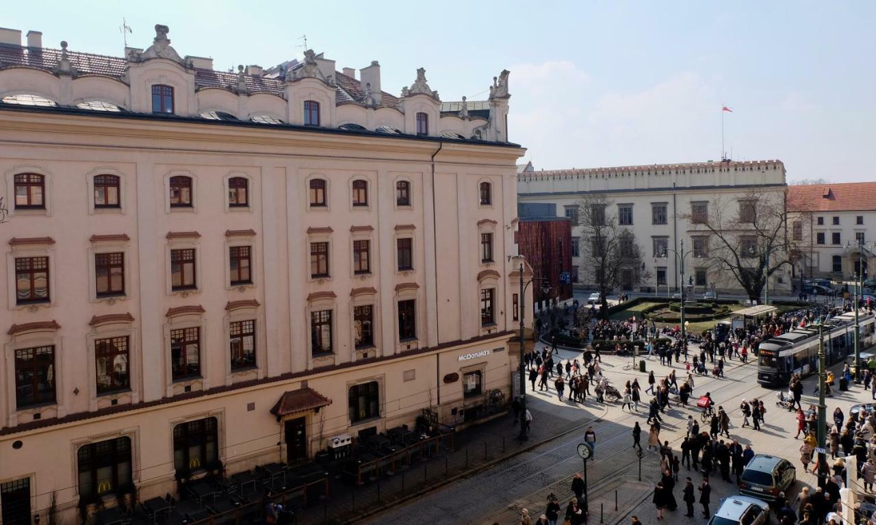 Dominican Square By Hashtag Apartments Красков Екстериор снимка