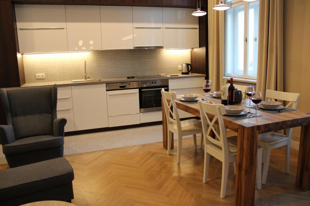 Dominican Square By Hashtag Apartments Красков Екстериор снимка
