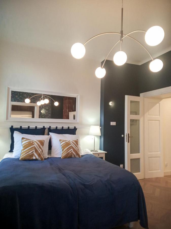 Dominican Square By Hashtag Apartments Красков Екстериор снимка